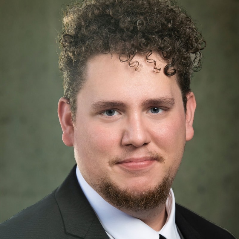 81800784_10221653255267065_5996398296589926400_o-1_800x800_acf_cropped Joshua Mazur