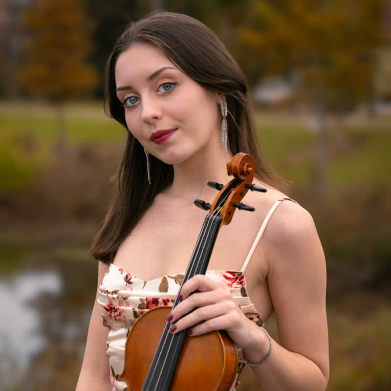 Elizabeth Milan, violin