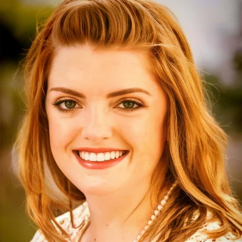 Hannah-Stucky-Headshot_800x800_acf_cropped Hannah J. Stucky