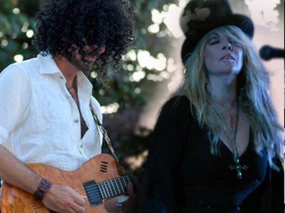 fleetwood-max-Fleetwood-Mac_400x300_acf_cropped